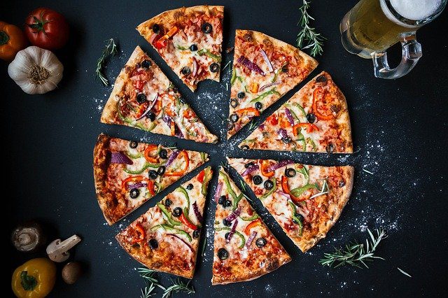 Hipster vs. Nerd: Pizza Toppings